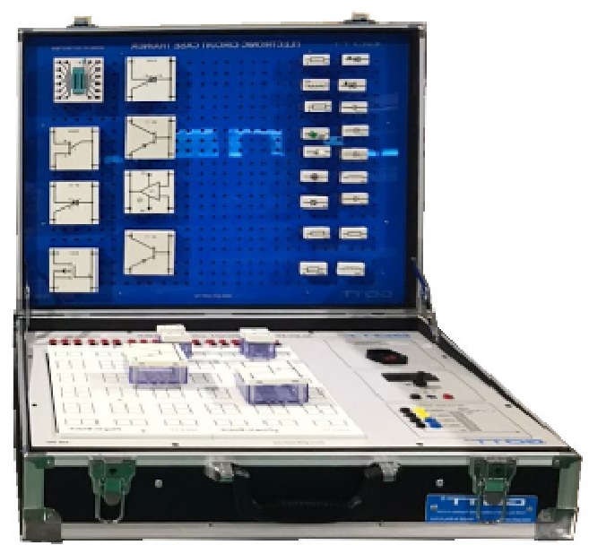 2A. ELECTRONIC CIRCUIT CASE TRAINER